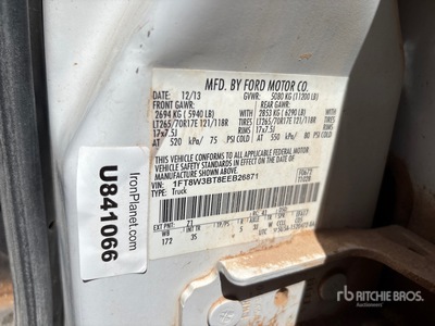 2014 Ford F-350 4x4 Crew Cab Pickup
