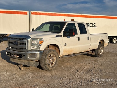 2014 Ford F-350 XLT 4x4 Crew Cab Pickup