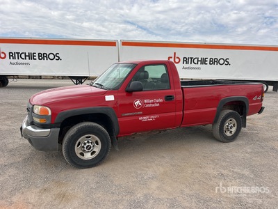 2006 GMC Sierra 2500HD 4x4 Pickup