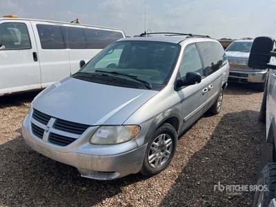 2005 Dodge Caravan SE Minicamioneta