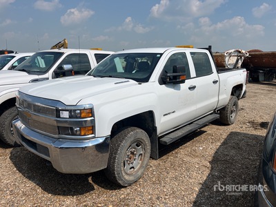 2016 Chevrolet Silverado 2500 HD 4x4 Crew Cab ピックアップ