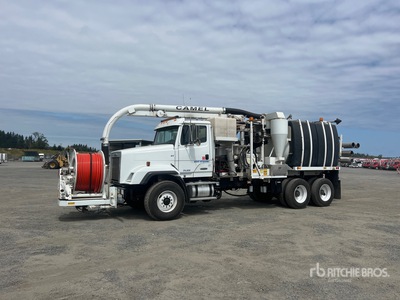 Pacific Utility 203823 on 1998 Freightliner 6x4 Combination Wash/ Vacuum Tanker Truck