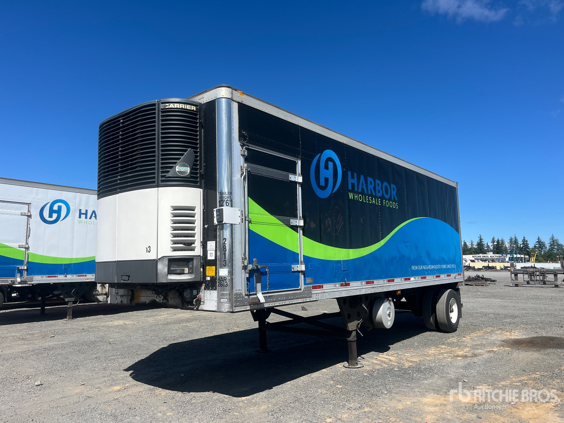 2011 Utility VS1RA 28 ft x 102 in S/A Refrigerated Trailer