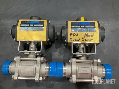 (2) Pierce Manufacturing 1332091-0150 Ball Valves w/Actuators