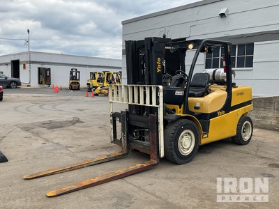 2015 Yale GLP120VXNGGE086 11400 lb Pneumatic Tire Forklift