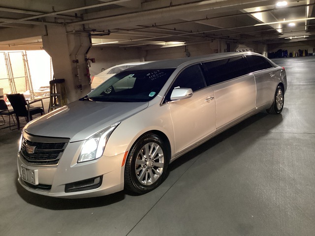 2017 Cadillac XTS Limousine