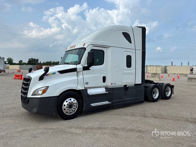 2022 Freightliner Cascadia 126 6x4 Ciągnik siodłowy T/A z kabiną sypialną