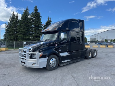 2020 Freightliner Cascadia 126 6x4 T/A Sleeper Truck Tractor