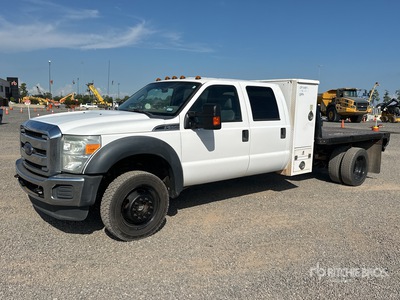 2014 Ford F-550 XLT 4x4 Crew Cab Autocarro cassone fisso