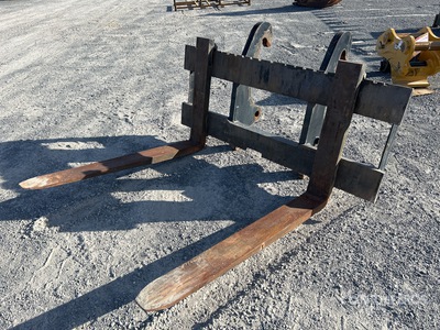 Cat 1200 mm Q/C Wheel Loader Forks - Fits Cat IT12 - IT28