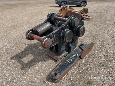 Excavator Hydraulic Rotating Concrete Pulverizer Attacco per escavatore - Fits Deere/Hitachi 330/350/370/380