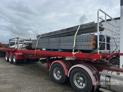 2004 Haulmark 7.2 m Tri/A Remorque à plateau