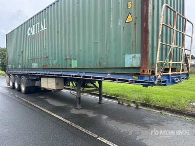 1980 Krueger 12.5 m Tri/A Flatbed Trailer
