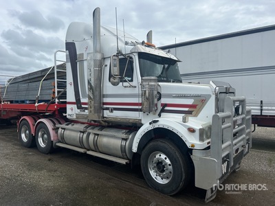 2010 Western Star 4800 6x4 Cabina con cuccetta per trattore stradale