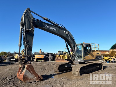 2012 Volvo EC300DL Excavatrice sur chenilles