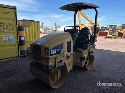 2014 Cat CB22B Rodillo Tándem