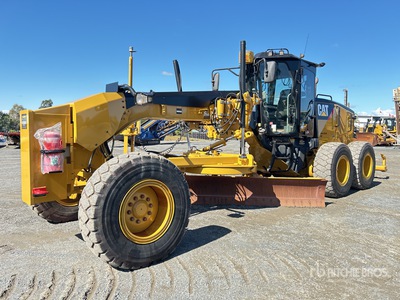 2013 Cat 140M VHP モーターグレーダー
