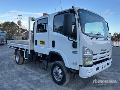2012 Isuzu NPS300 4x2 Crew Cab Flatbed Truck