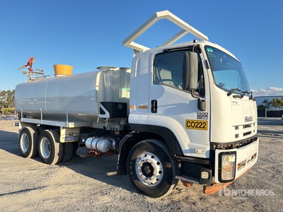 2014 Isuzu FVZ 1400 13000 L 6x4 Water Truck