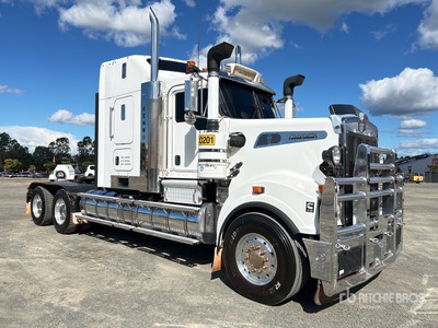 2018 Kenworth T909 6x4 トラックトラクター（T/A）