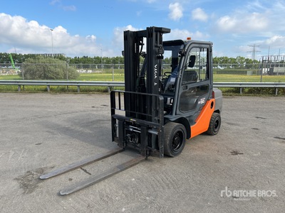2018 Toyota 02-8FDF30 3000 kg Montacargas