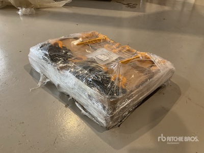 Quantity of (2) 10mm G80 Lashing Chains 6mtr long with Sling Hooks Complete with EN12195-3 Load Binders Tensor