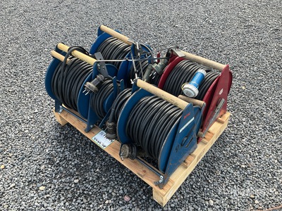 Quantity of (4) 50m Cable
