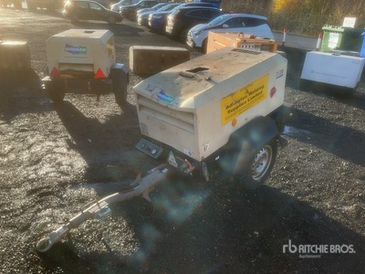 2013 Doosan 720 Mobile Air Compressor (Inoperable)