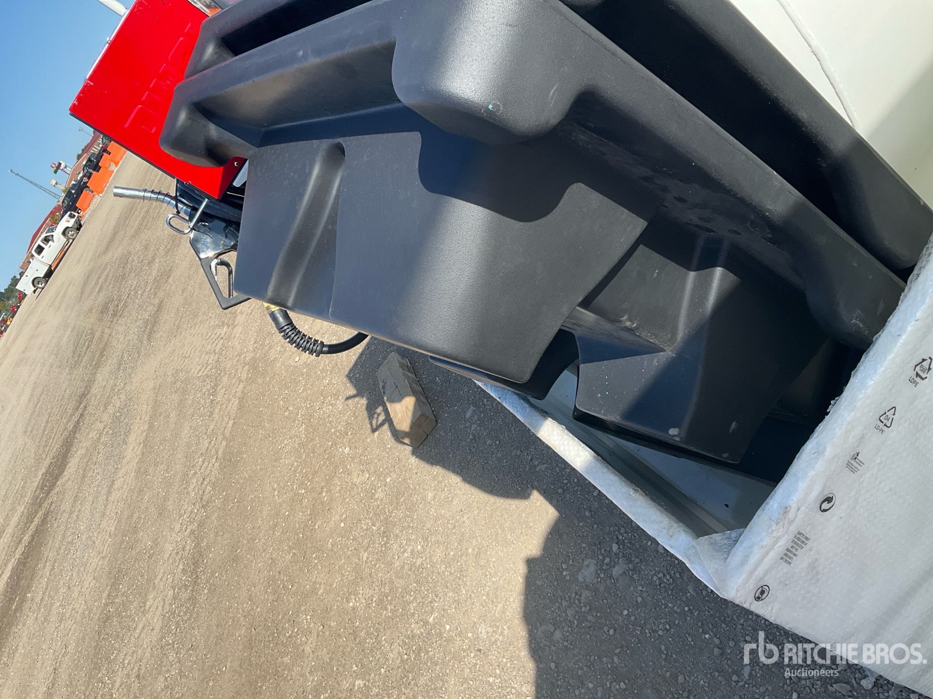 2025 AM Tank VPF01PEES Fuel Tank (Unused)