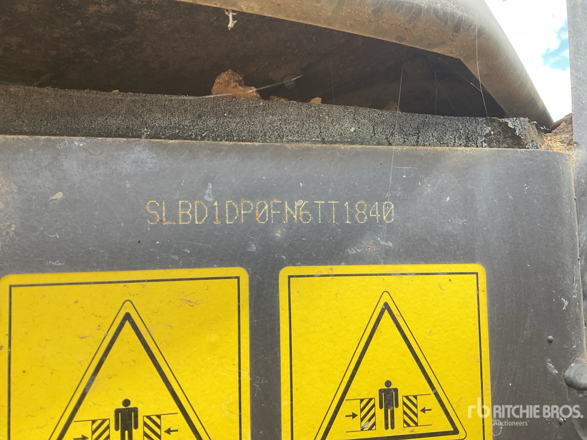 2022 Mecalac 6SMDX 6 ton 4x4 Swivel Dumper