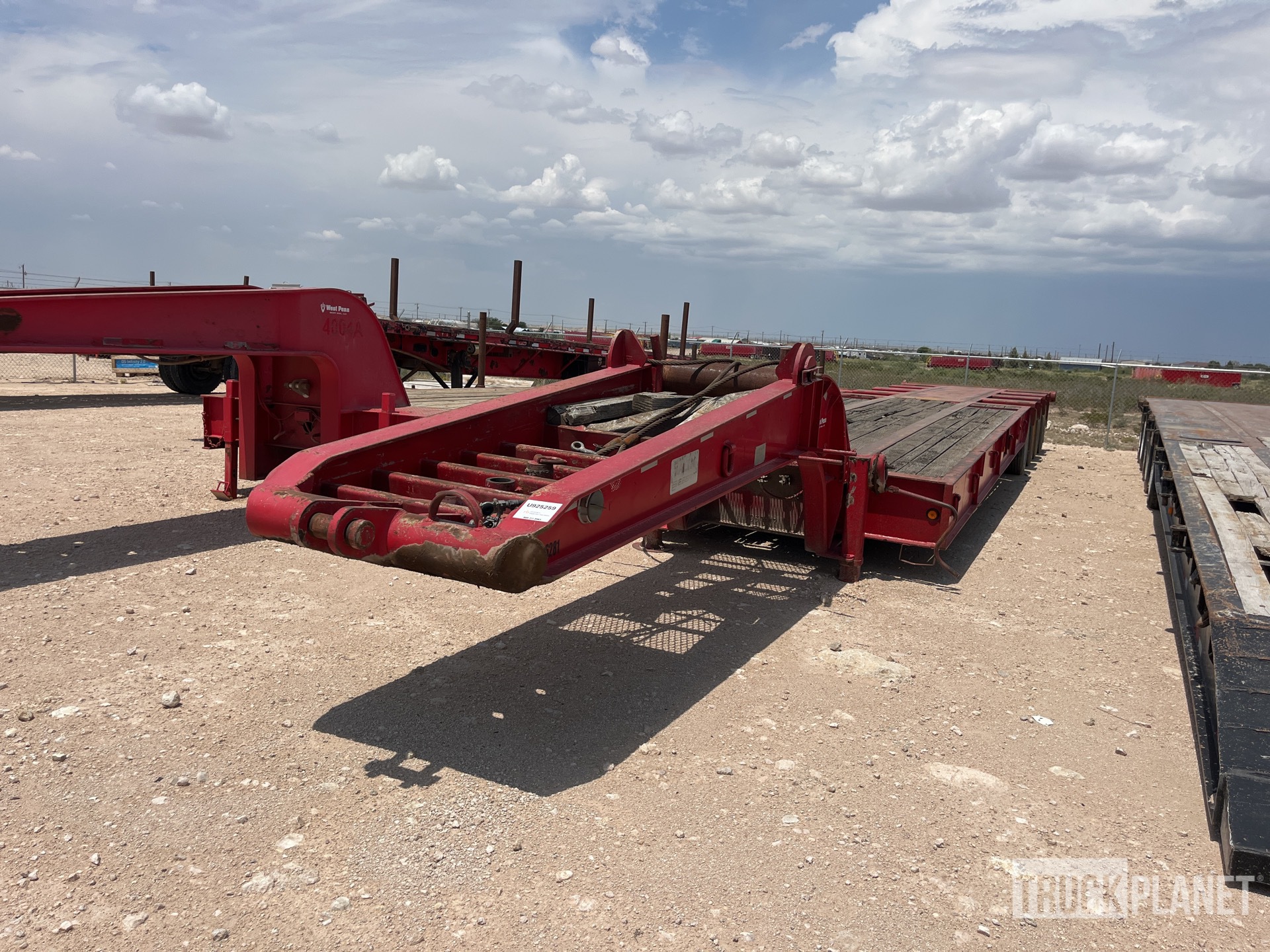 2002 Kalyn LB0-4+2 60 ton 41 ft Quad/A Lowboy Remorque pour champ pétrolifère