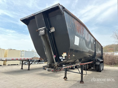 2011 MAC 44 ft Tri/A Frameless Remorque à benne basculante