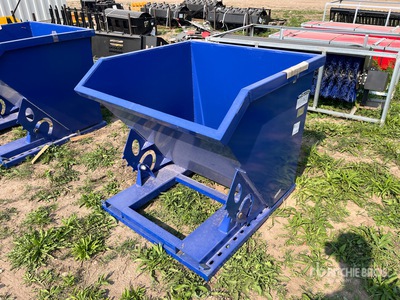 Greatbear 3 ft 7 in 1 cu. yd Self-Dumping Hopper (Unused)