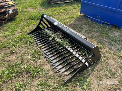 2025 Greatbear 66 in Skeleton Skid Steer Bucket (Unused)