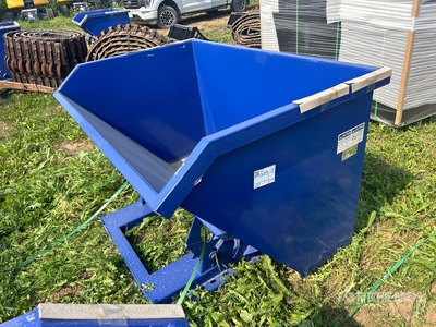 2025 Greatbear 62 in 1.5 cu. yd Self-Dumping Hopper (Unused)