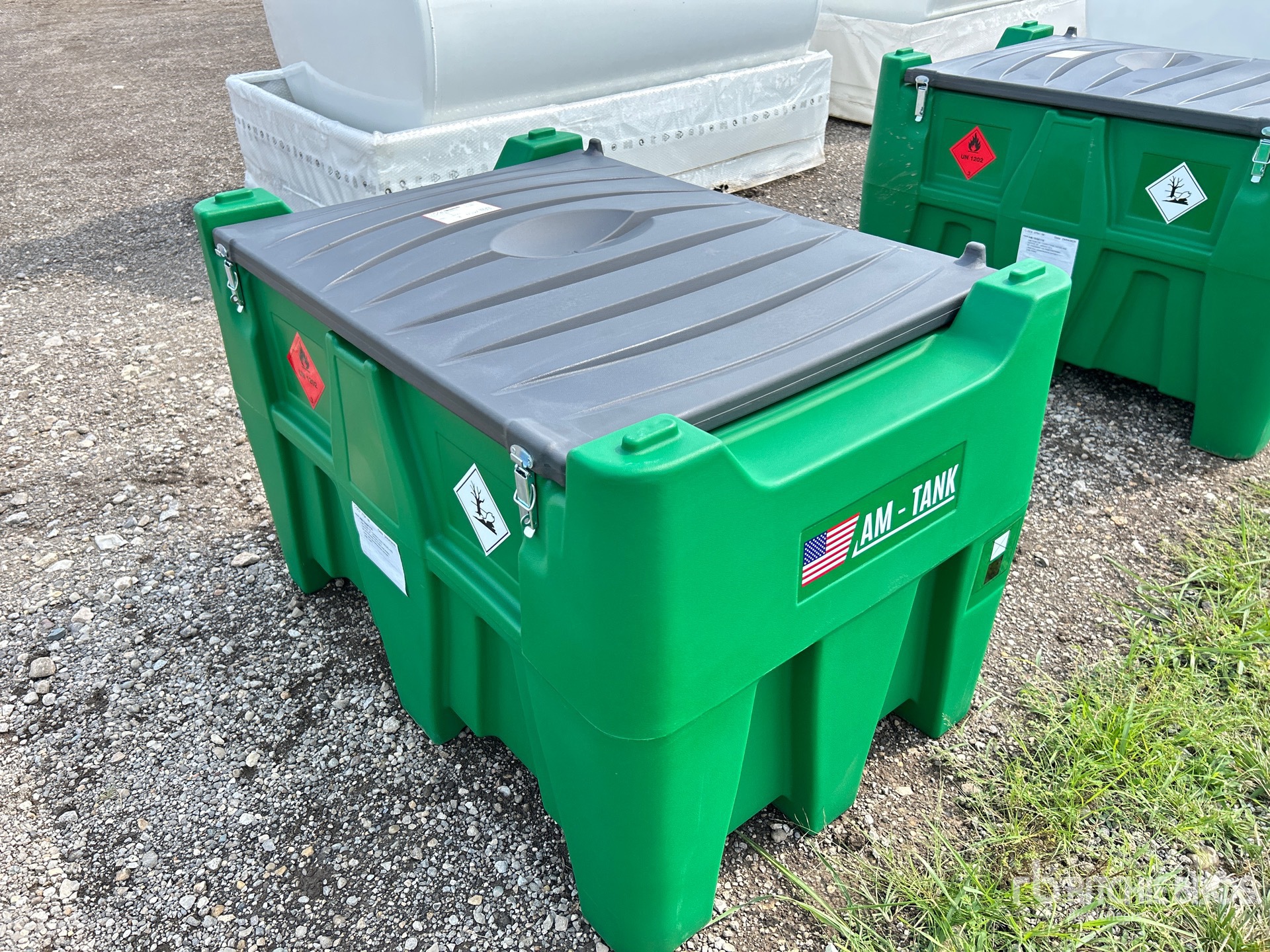 2025 AM Tank AM-TANK116 116 gal Portable Poly Kraftstofftank (Unused)