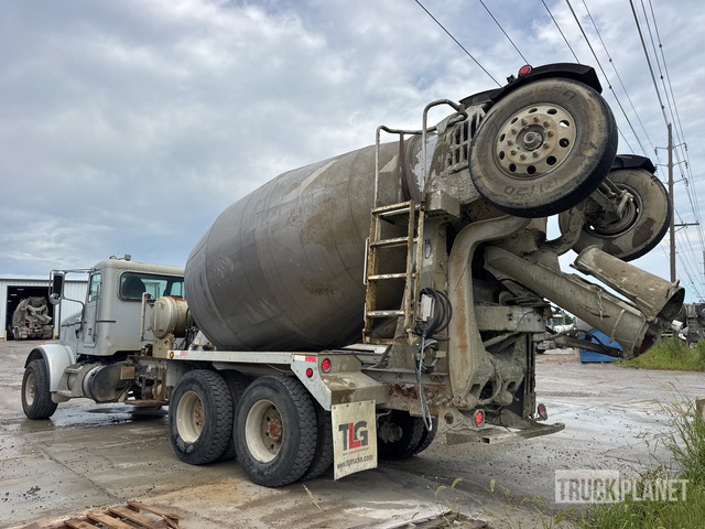 CAMIóN REVOLVEDOR 2013 PETERBILT MCNEILUS