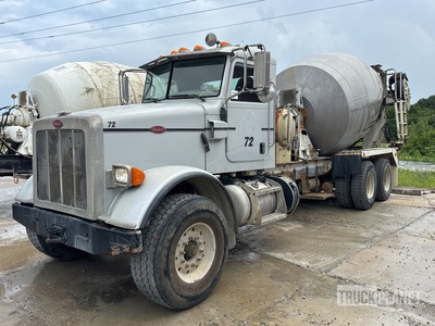 2013 Peterbilt 365 6x4 Camion hormigonera