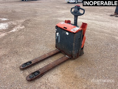 1600 kg Electric Pallet Jack (Inoperable)