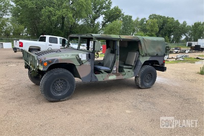 1991 AM General M1097R1 HMMWV 4 Door Soft Top w/Truck Body