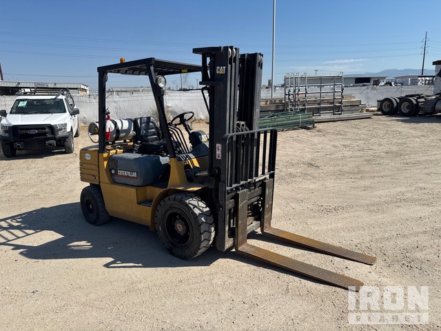 MONTACARGAS 1998 CATERPILLAR GP30LP