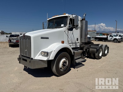 2005 Kenworth T800 6x4 تراكتور شاحنة نهارية (ثنائية المحور)