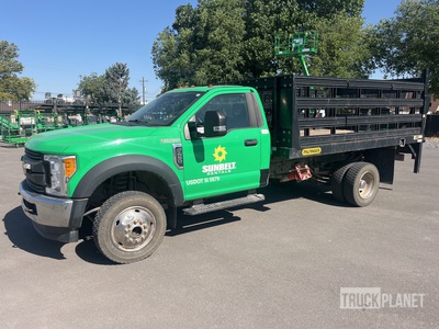 2017 Ford F-450 XL 4x4 Camion à Plateau