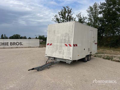 2009 JCR S/A Bungalow De Chantier  هيكل محمول