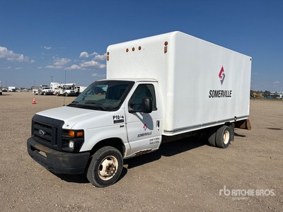 2014 Ford E450 4x2 Van Truck