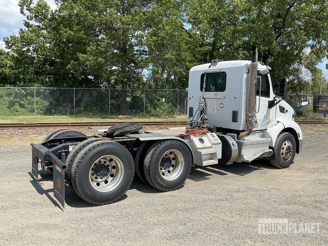 CAMIóN 2016 PETERBILT