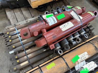 Quantity of (16) Manitex Various Hydraulic Cylinders Hydraulic Parts (Unused)
