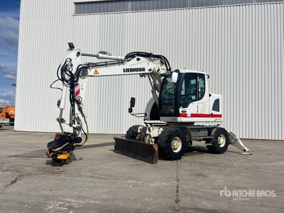 2013 Liebherr A 914 Compact Pelle Sur Pneus を見 Wheel Excavator