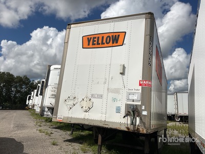 2015 Stoughton DZGPVW-285S-C 28 ft x 102 in S/A Van Trailer