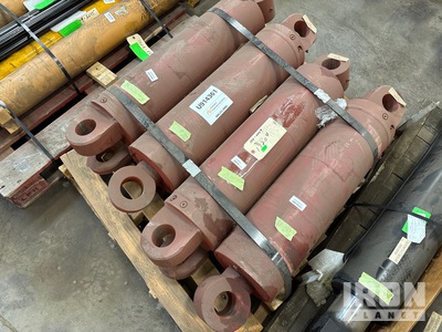 Quantity of (4) Manitex Various Hydraulic Cylinders Hydraulic Parts (Unused)